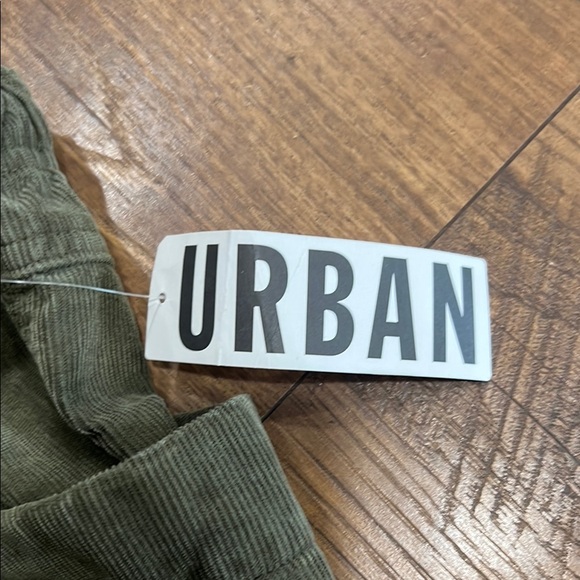 Urban Outfitter NWT Green Corduroy Wide-Leg Pants - Picture 7 of 7